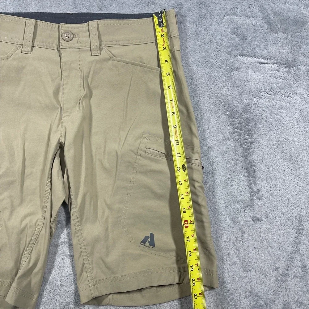 Eddie Bauer First Ascent Shorts Mens 32 Tan Guide Hiking Technical Stretch